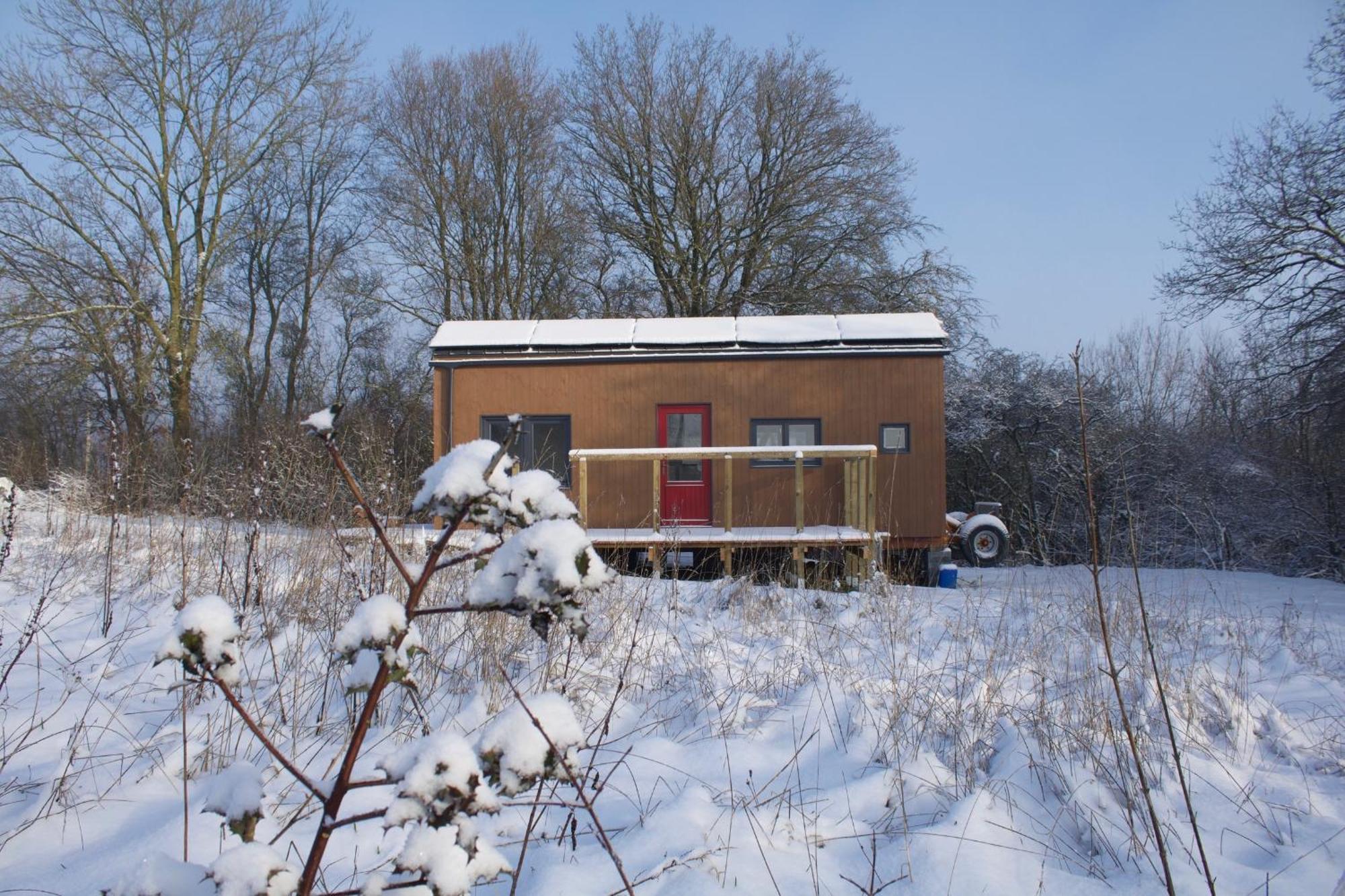 Tiny House Les Jours Heureux Sejour Nature Pres De Dinant Et Des Lacs De L Eau D Heure Villers-le-Gambon 외부 사진