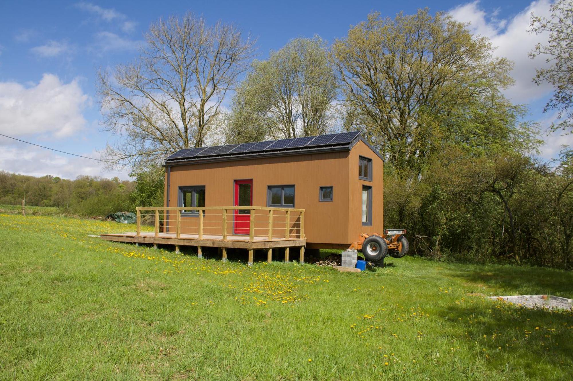 Tiny House Les Jours Heureux Sejour Nature Pres De Dinant Et Des Lacs De L Eau D Heure Villers-le-Gambon 외부 사진